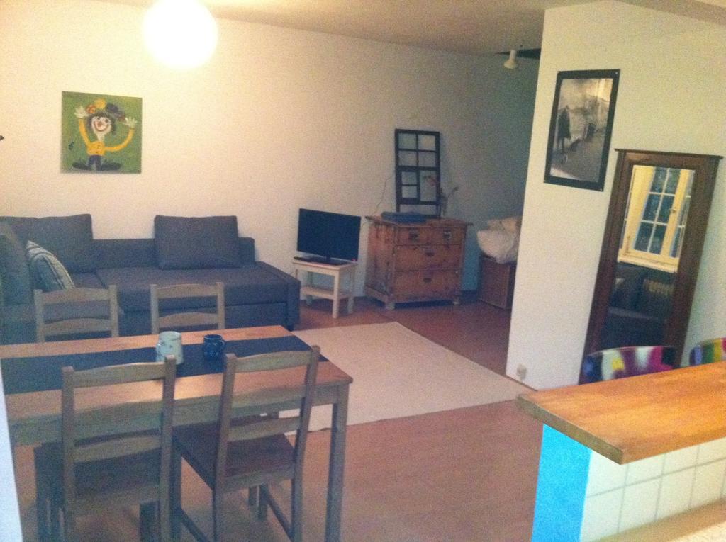 Ferienwohnung Freiburg Herdern חדר תמונה